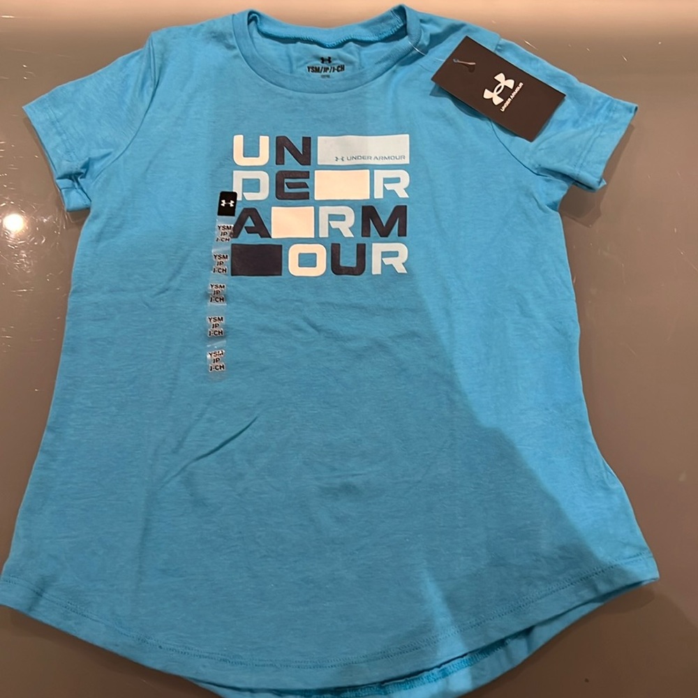 Under Armour BNWT Girls Short Sleeve Tshirt